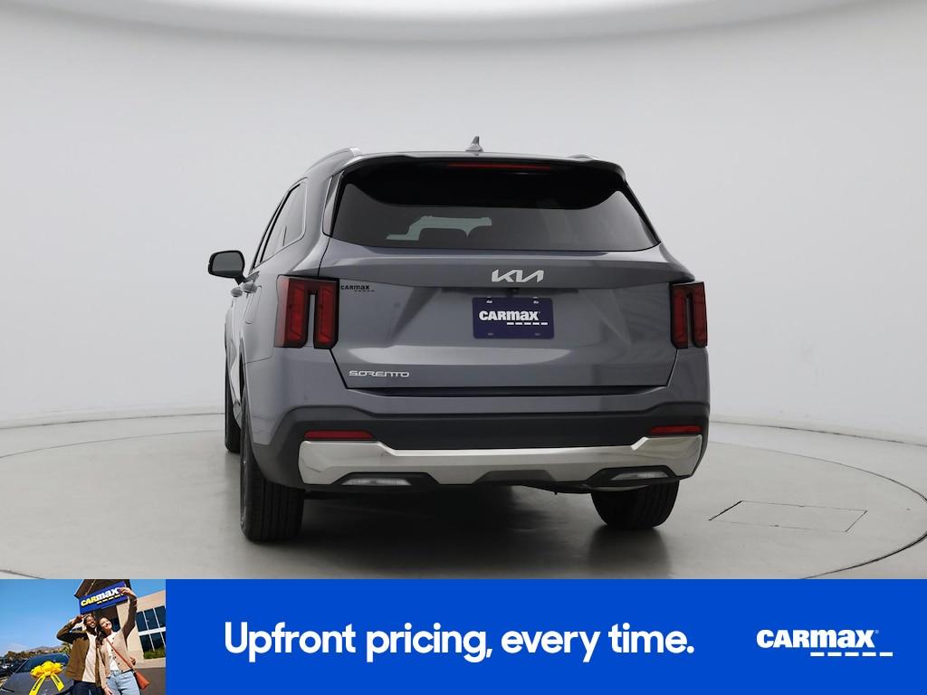 used 2024 Kia Sorento car, priced at $32,998