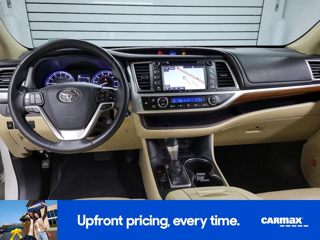 used 2019 Toyota Highlander car, priced at $26,998