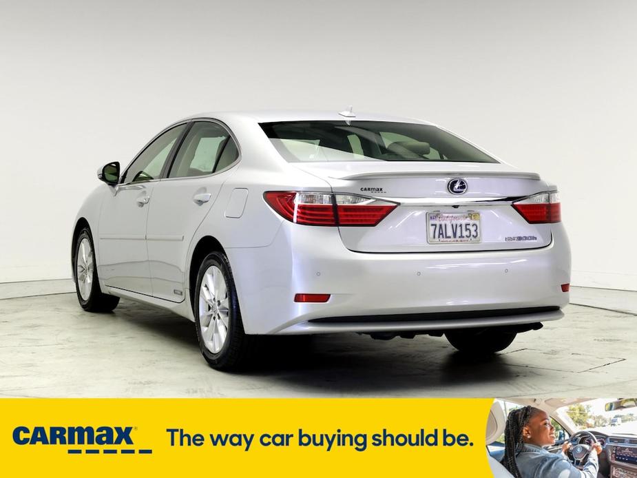 used 2013 Lexus ES 300h car, priced at $15,998