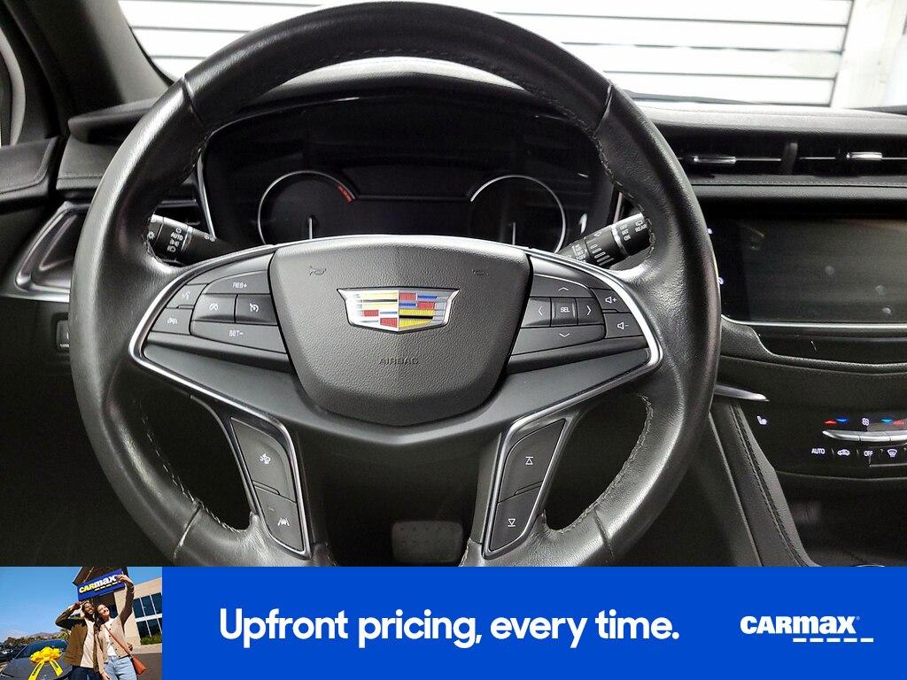 used 2023 Cadillac XT5 car, priced at $24,998