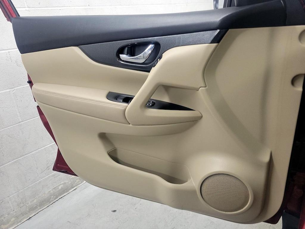 used 2015 Nissan Rogue car, priced at $14,998