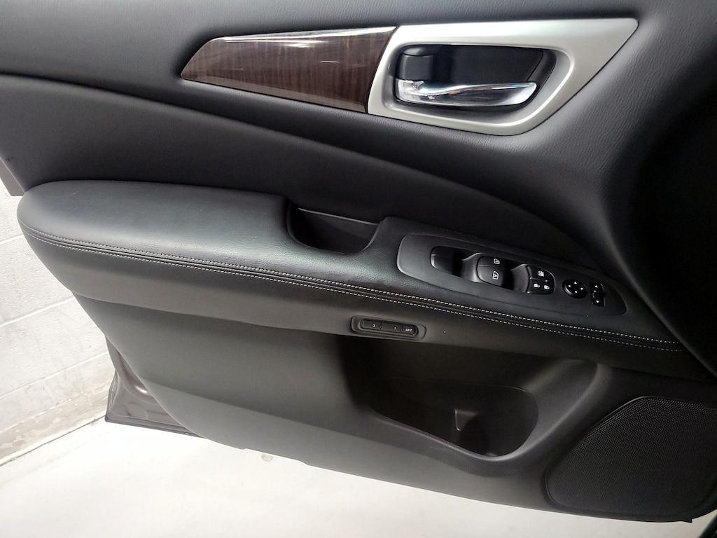 used 2015 Nissan Pathfinder car, priced at $15,998