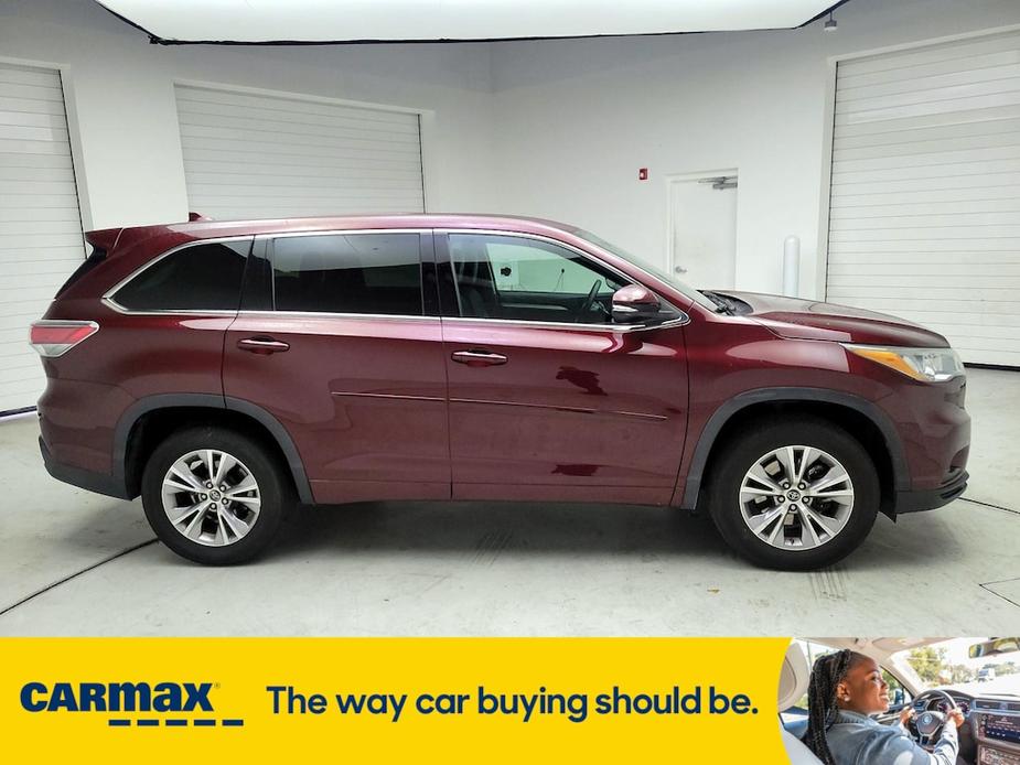 used 2016 Toyota Highlander car, priced at $22,998