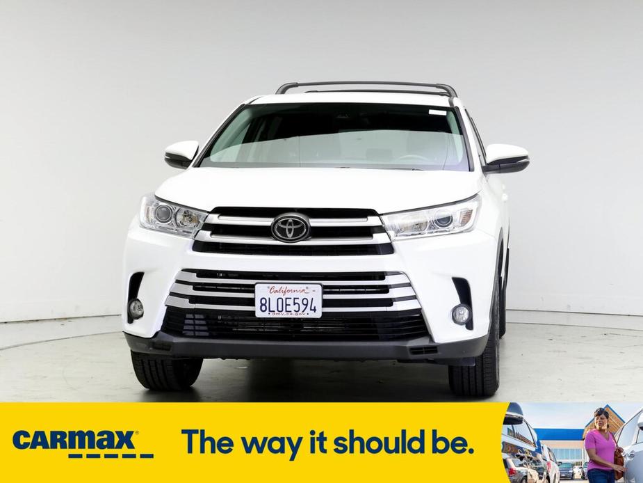 used 2019 Toyota Highlander car, priced at $29,998