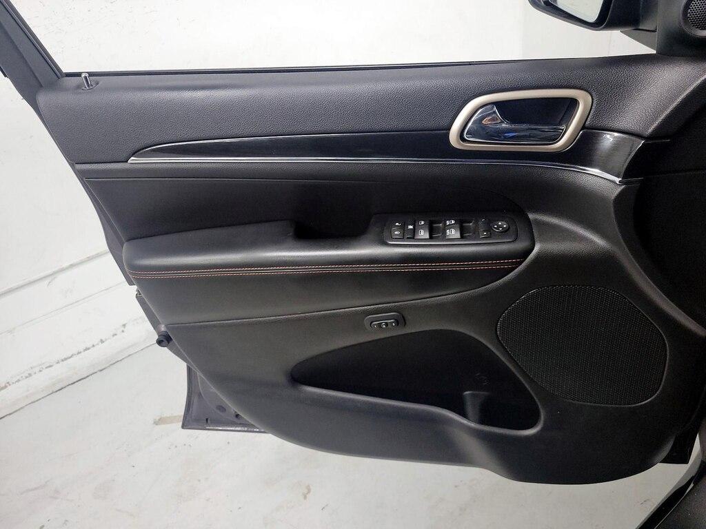 used 2016 Jeep Grand Cherokee car, priced at $19,998