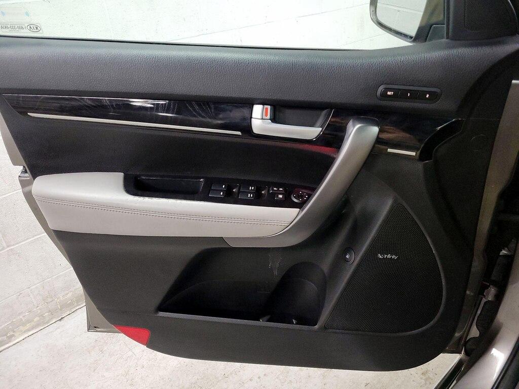 used 2015 Kia Sorento car, priced at $14,998