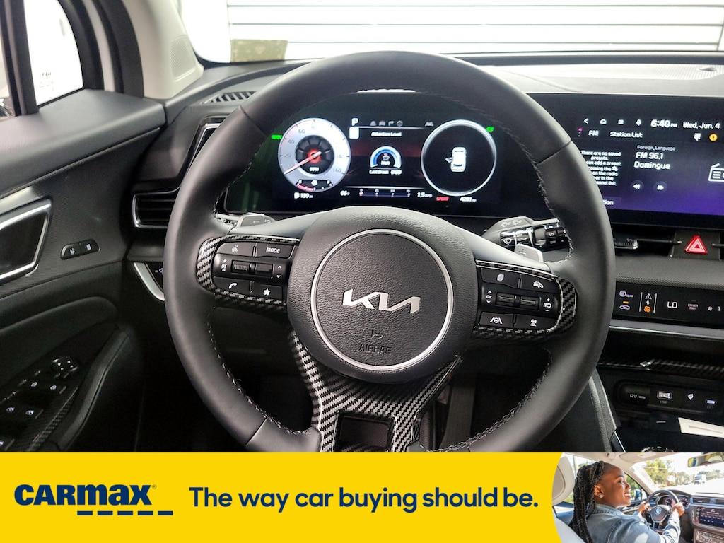 used 2025 Kia Sportage Hybrid car, priced at $39,998