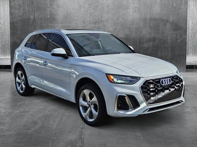 new 2025 Audi Q5 car, priced at $58,085