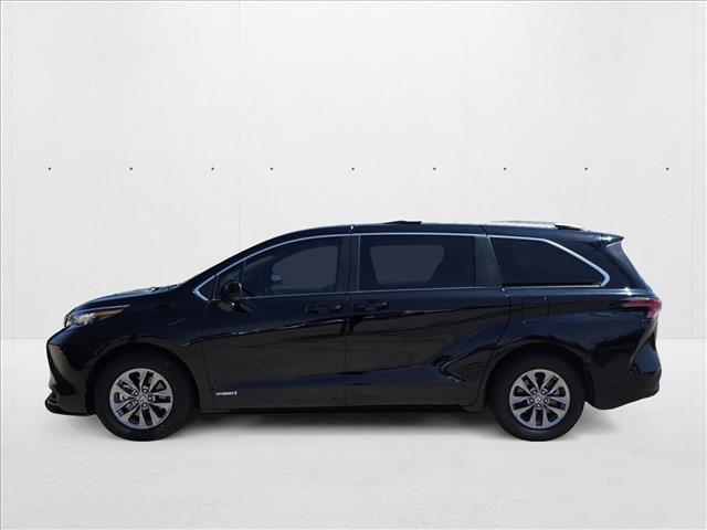 used 2021 Toyota Sienna car, priced at $26,399
