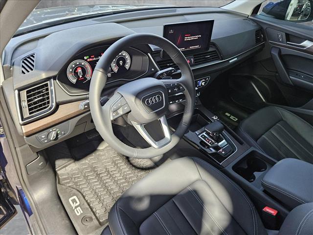 new 2025 Audi Q5 car, priced at $47,485