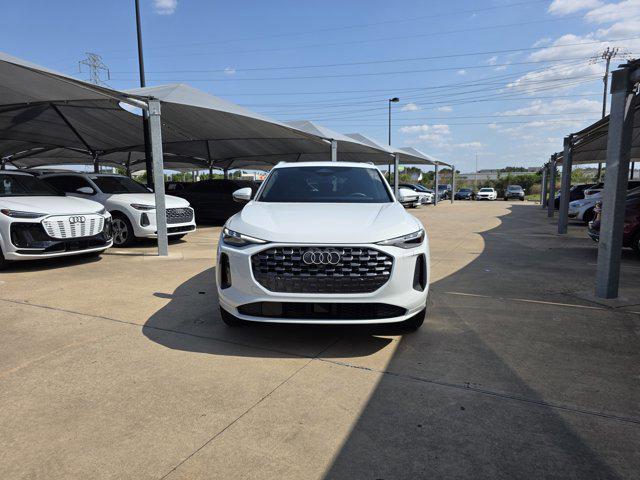 new 2025 Audi Q5 car, priced at $58,442