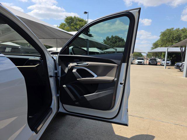 new 2025 Audi Q5 car, priced at $58,442