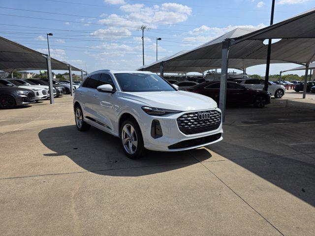 new 2025 Audi Q5 car, priced at $58,442