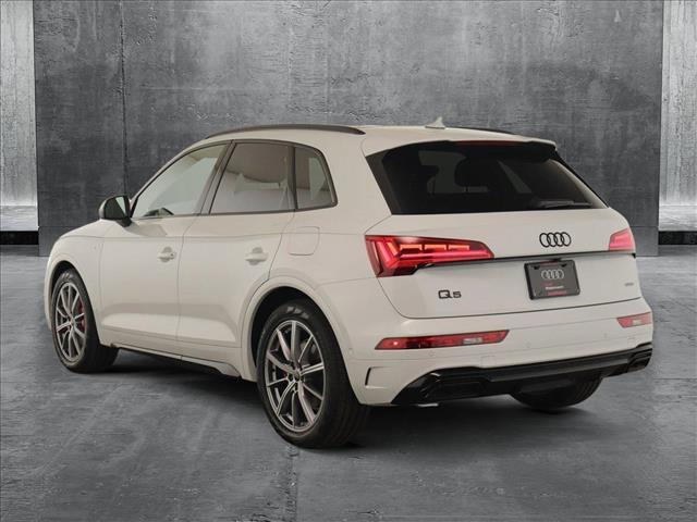 new 2024 Audi Q5 car, priced at $71,008