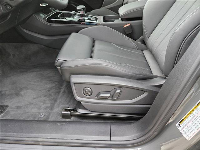 new 2025 Audi Q5 car, priced at $59,625