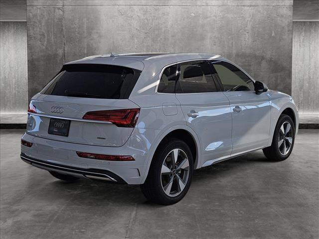 new 2024 Audi Q5 car, priced at $52,685