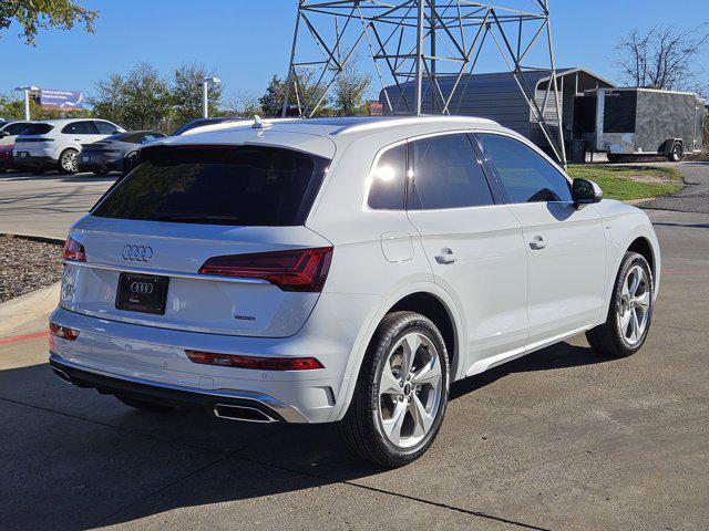 new 2025 Audi Q5 car, priced at $58,085