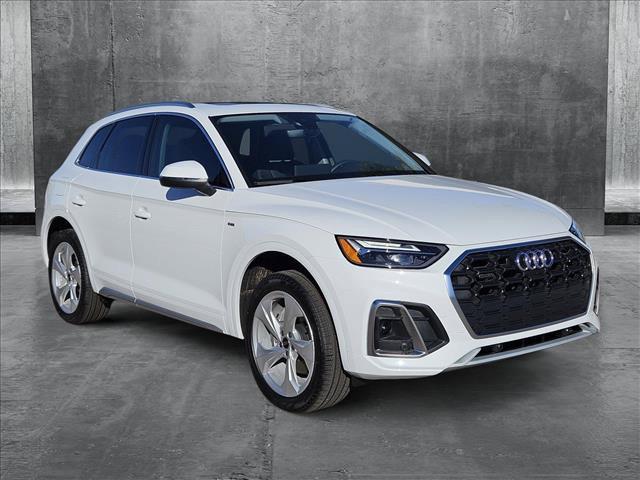 new 2025 Audi Q5 car, priced at $58,085