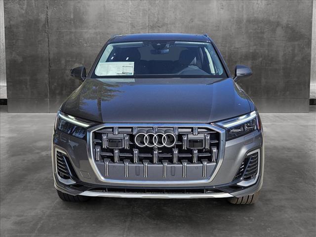 new 2025 Audi Q7 car, priced at $75,890