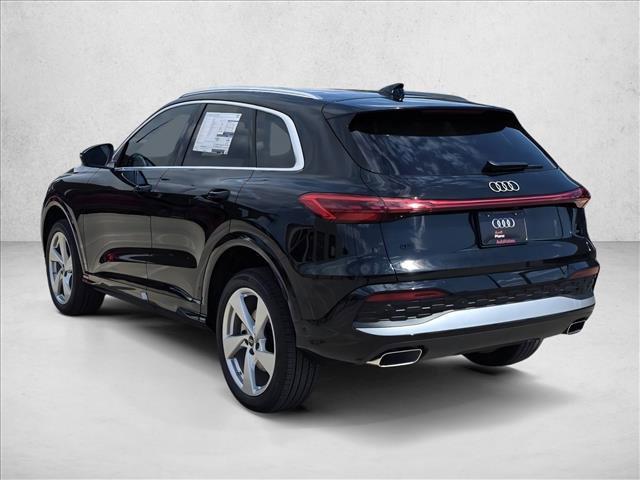 new 2025 Audi Q5 car, priced at $58,442