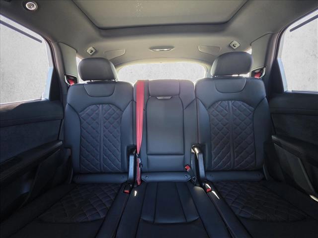 new 2026 Audi Q7 car, priced at $85,295