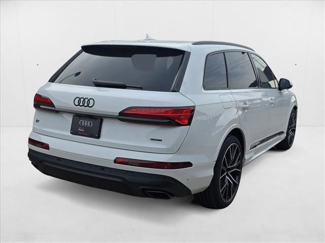 new 2025 Audi Q7 car, priced at $70,141