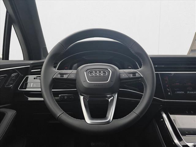 new 2025 Audi Q7 car, priced at $70,141