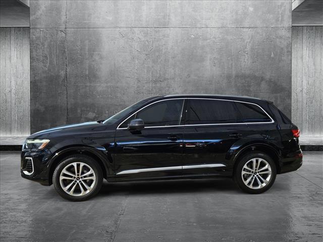 new 2025 Audi Q7 car, priced at $75,800