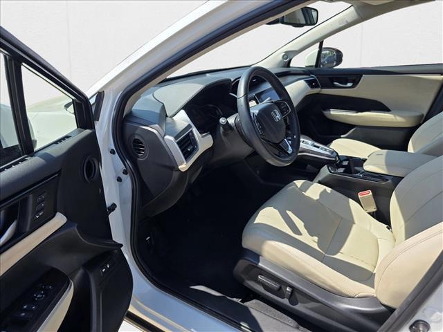 used 2019 Honda Clarity Plug-In Hybrid car, priced at $21,429