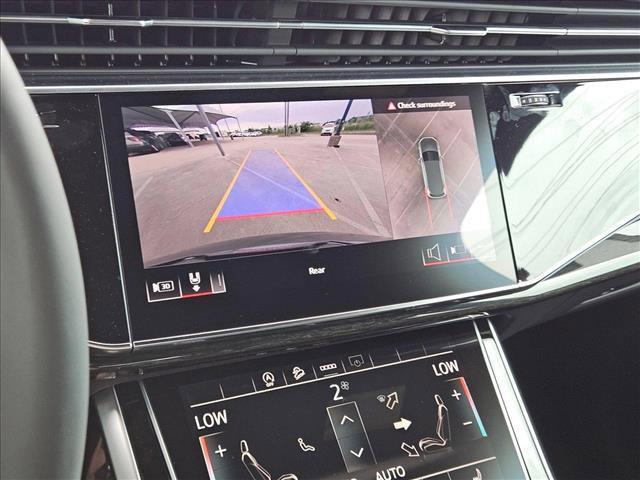 new 2025 Audi Q7 car, priced at $62,701