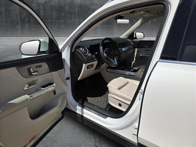 used 2020 Mercedes-Benz GLB 250 car, priced at $20,990