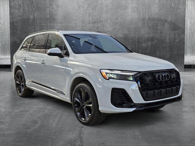 new 2025 Audi Q7 car, priced at $77,840