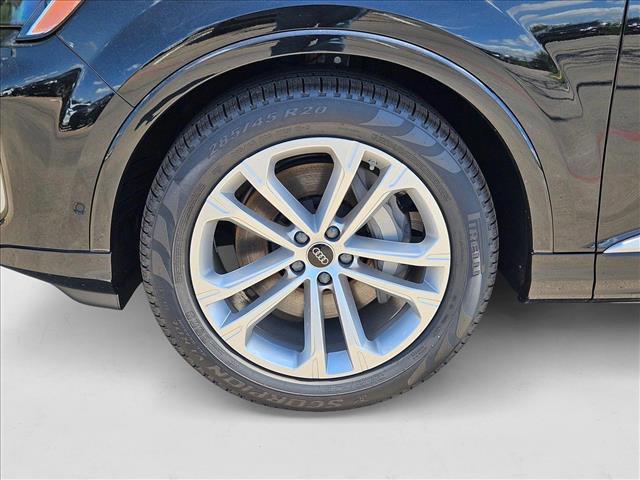 new 2025 Audi Q7 car, priced at $65,009