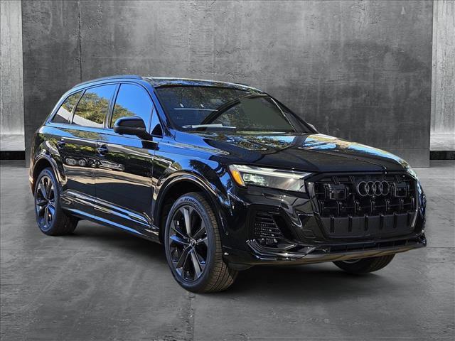 new 2025 Audi Q7 car, priced at $77,840