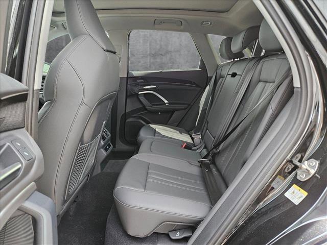 new 2025 Audi Q5 car, priced at $58,442
