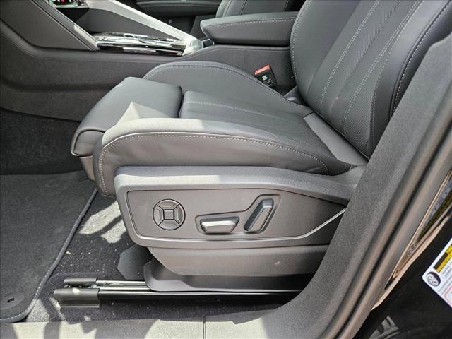 new 2025 Audi Q5 car, priced at $58,442