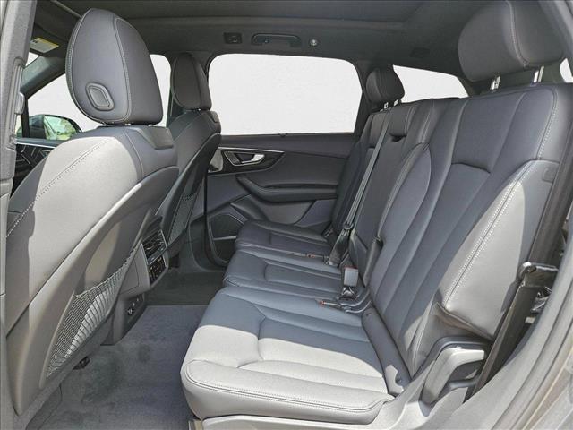 new 2025 Audi Q7 car, priced at $66,803