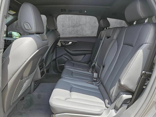 new 2025 Audi Q7 car, priced at $66,803