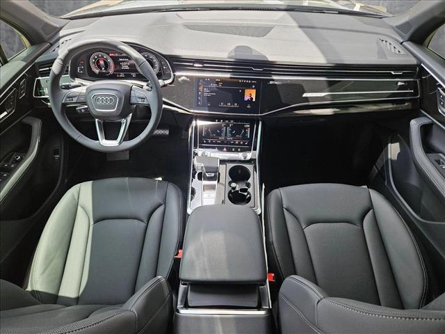 new 2025 Audi Q7 car, priced at $66,803