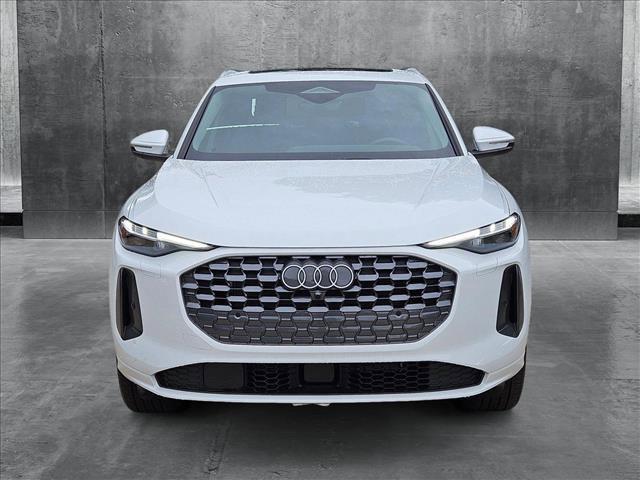 new 2025 Audi Q5 car, priced at $59,685