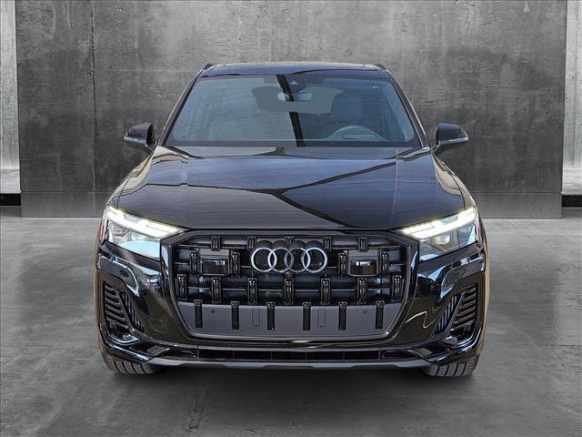 new 2025 Audi Q7 car, priced at $77,728