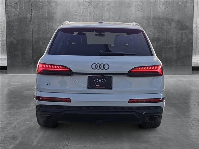 new 2025 Audi Q7 car, priced at $77,840