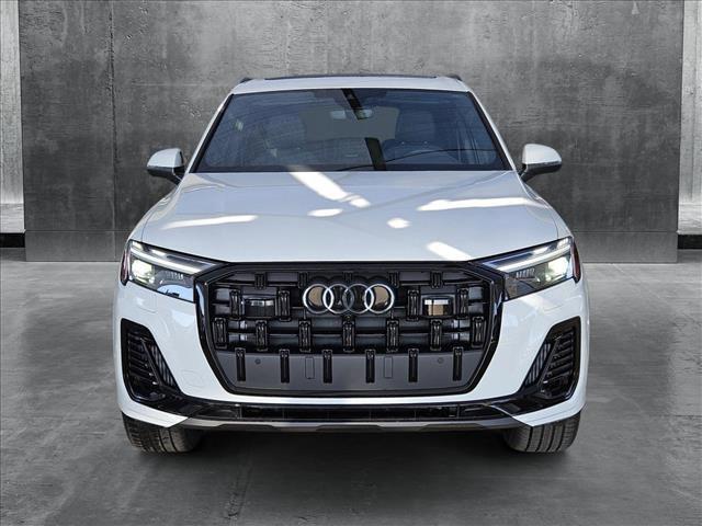 new 2025 Audi Q7 car, priced at $77,840