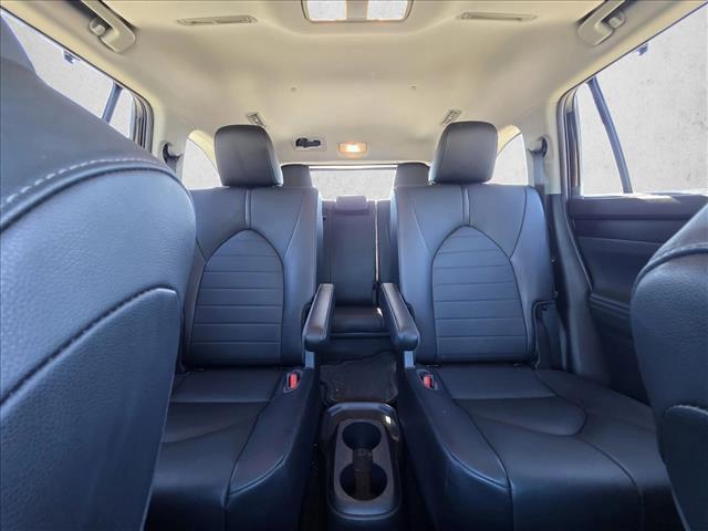 used 2020 Toyota Highlander Hybrid car, priced at $26,997