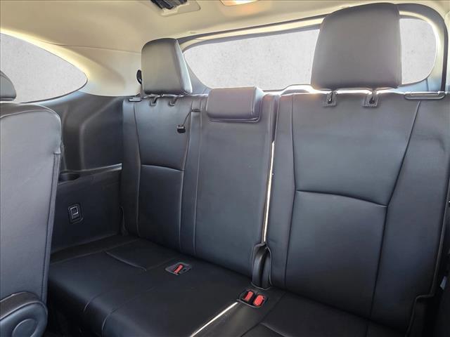 used 2020 Toyota Highlander Hybrid car, priced at $26,997