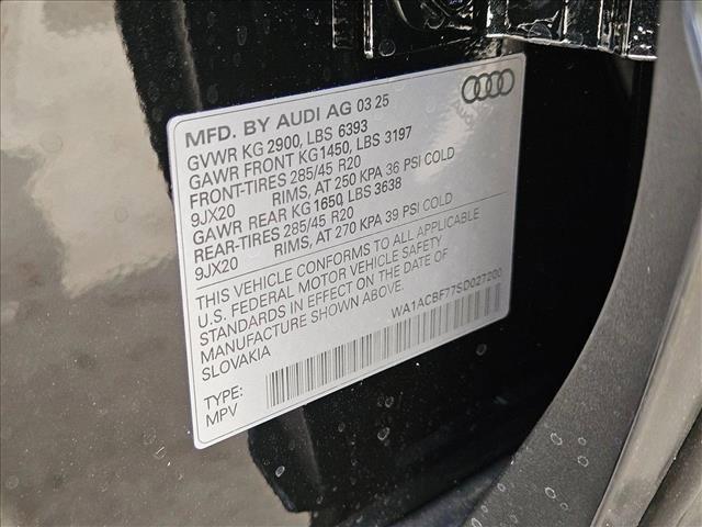 new 2025 Audi Q7 car, priced at $62,701