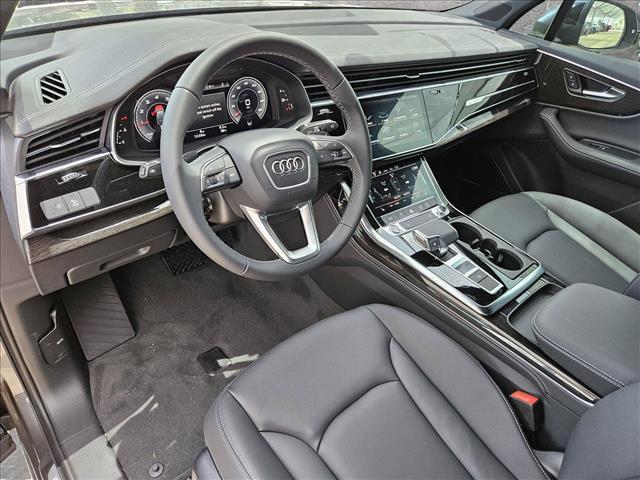 new 2025 Audi Q7 car, priced at $69,820