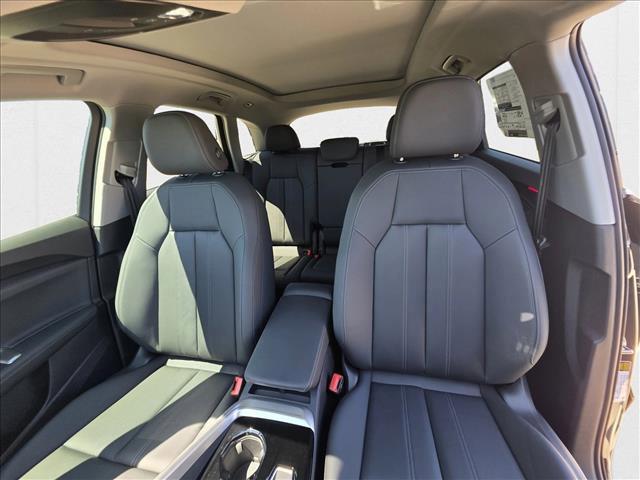 new 2025 Audi Q5 car, priced at $55,109