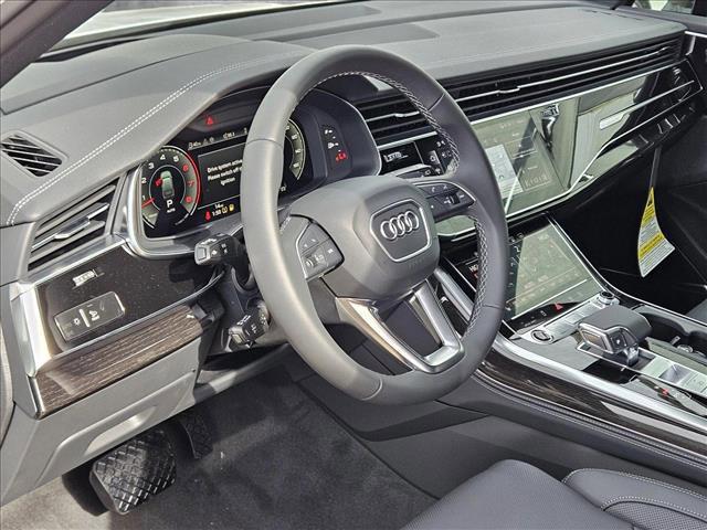 new 2025 Audi Q7 car, priced at $83,895