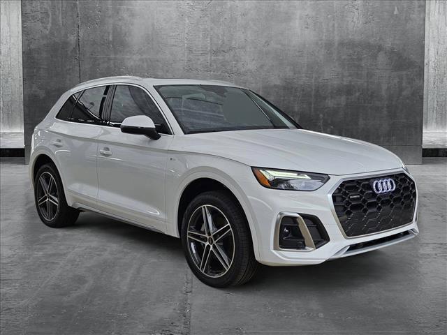 new 2025 Audi Q5 car, priced at $66,890